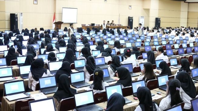 Simulasi SKD Terstruktur Lewat Tryout CPNS Desktop: Nyaman dan Fokus