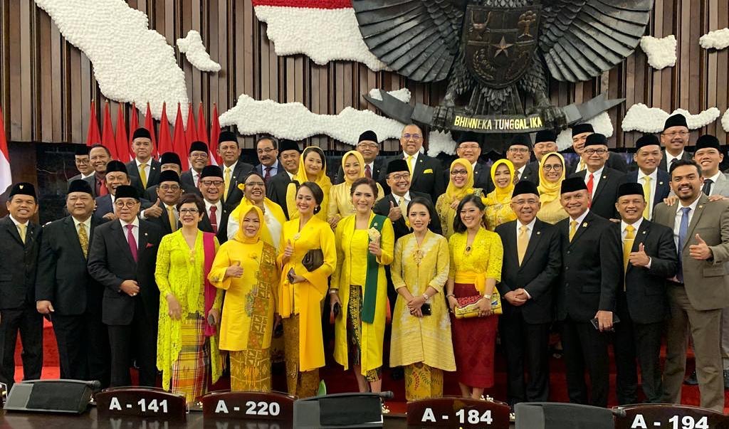 Dinamika Politik Partai Golkar: Strategi Anggota DPR dalam Menghadapi Tantangan Pemilu