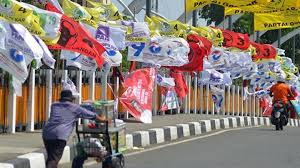 Revitalisasi Kampanye Partai Politik di Era Digital: Strategi Baru untuk Menjangkau Pemilih Muda