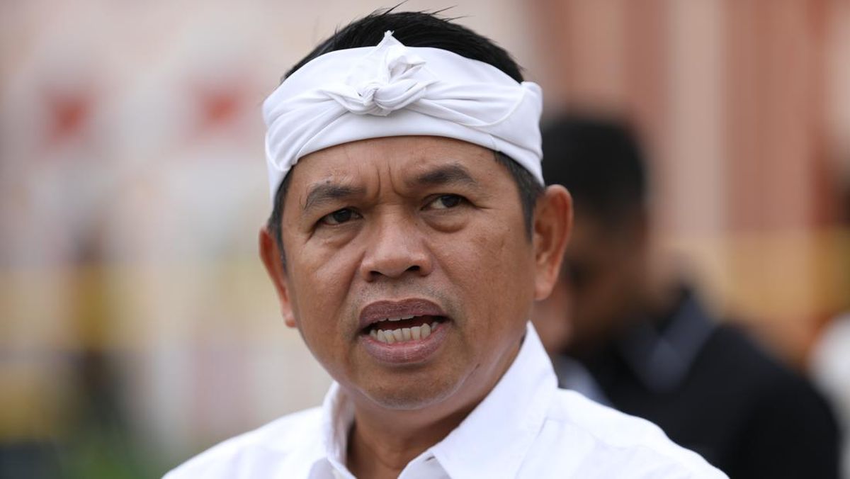 Menggali Lebih Dalam: Profil Gubernur Dedi Mulyadi Provinsi Jawa Barat dalam Lintasan Politik Regional