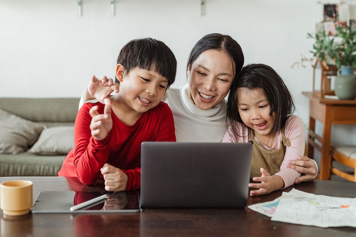 Apa Itu Kemampuan Verbal: Tips untuk Orang Tua dalam Mengembangkannya pada Anak