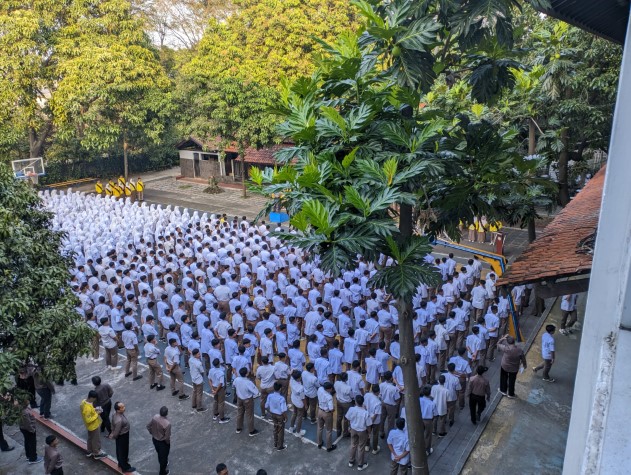 Kisah Sukses Siswa yang Berprestasi Berkat Lingkungan Nyaman di SMA Boarding School Al Masoem Bandung