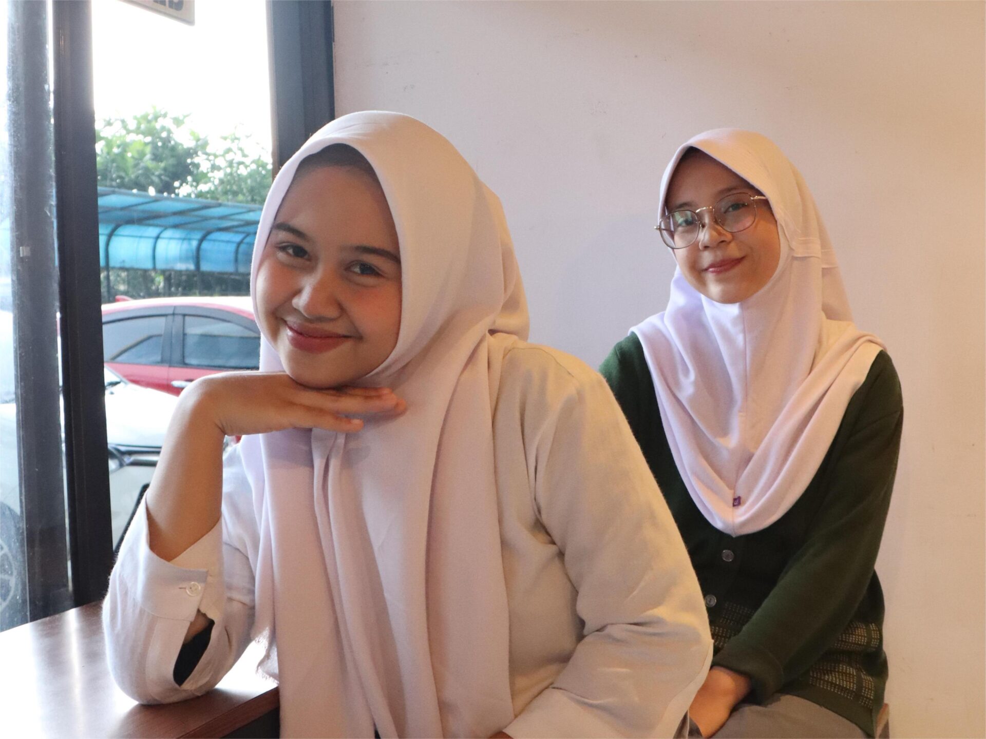 Apakah Langsung Kerja Setelah Lulus SMA/SMK Lebih Baik daripada Kuliah?