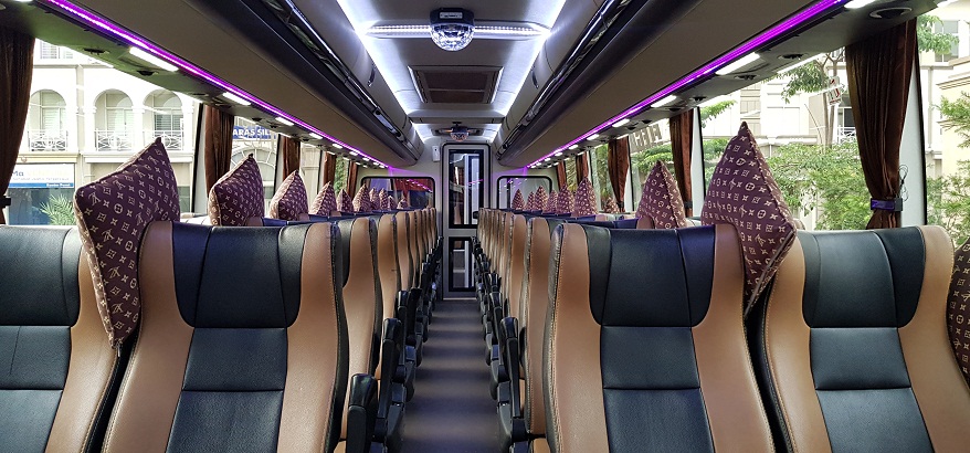 Rencana Berlibur Tapi Kendaraan Tidak Muat? Sewa Bus Pariwisata adalah Solusinya